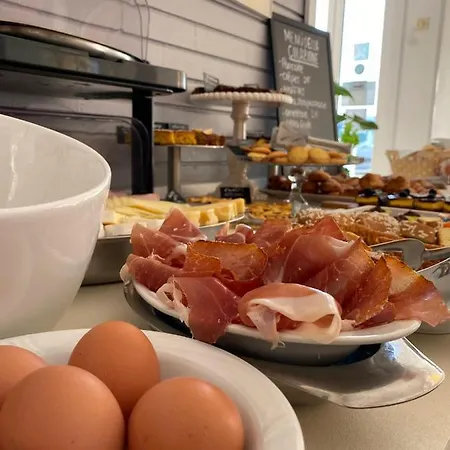 Bed & Breakfast Alda & 4*