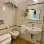 Alda &